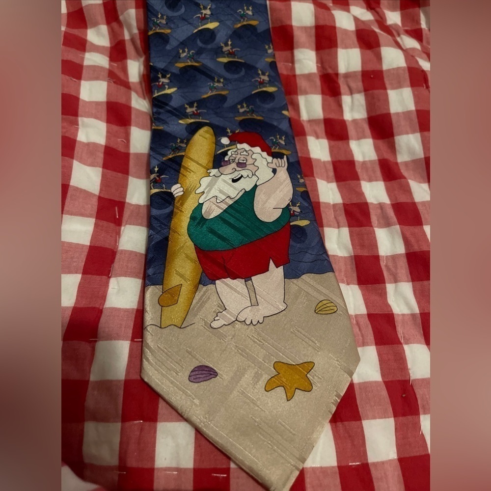 Golden Wreath American Greetings Christmas Surfing Santa Claus Reindeer Tie 59"